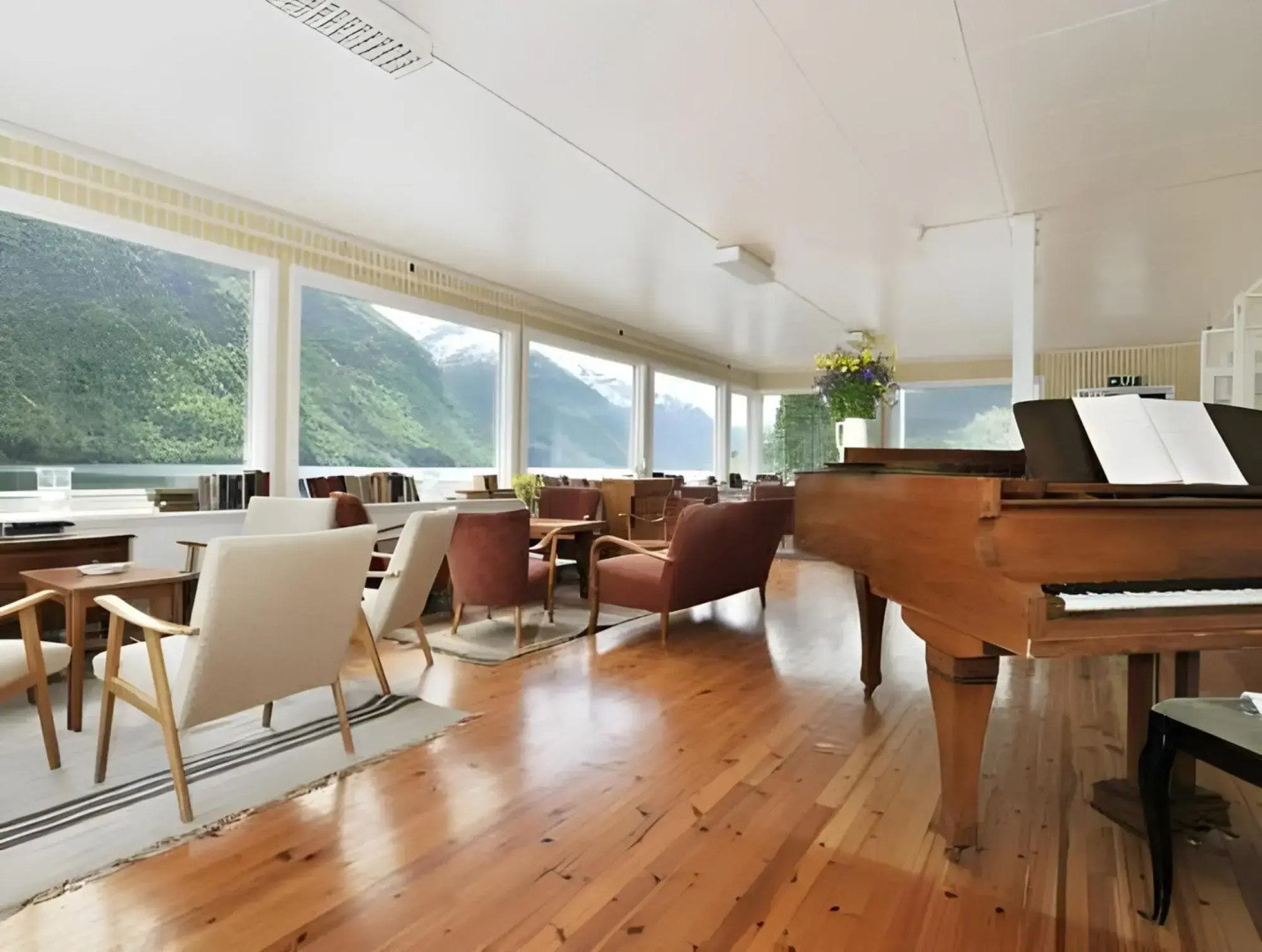 Fjærland Fjordstove Hotell