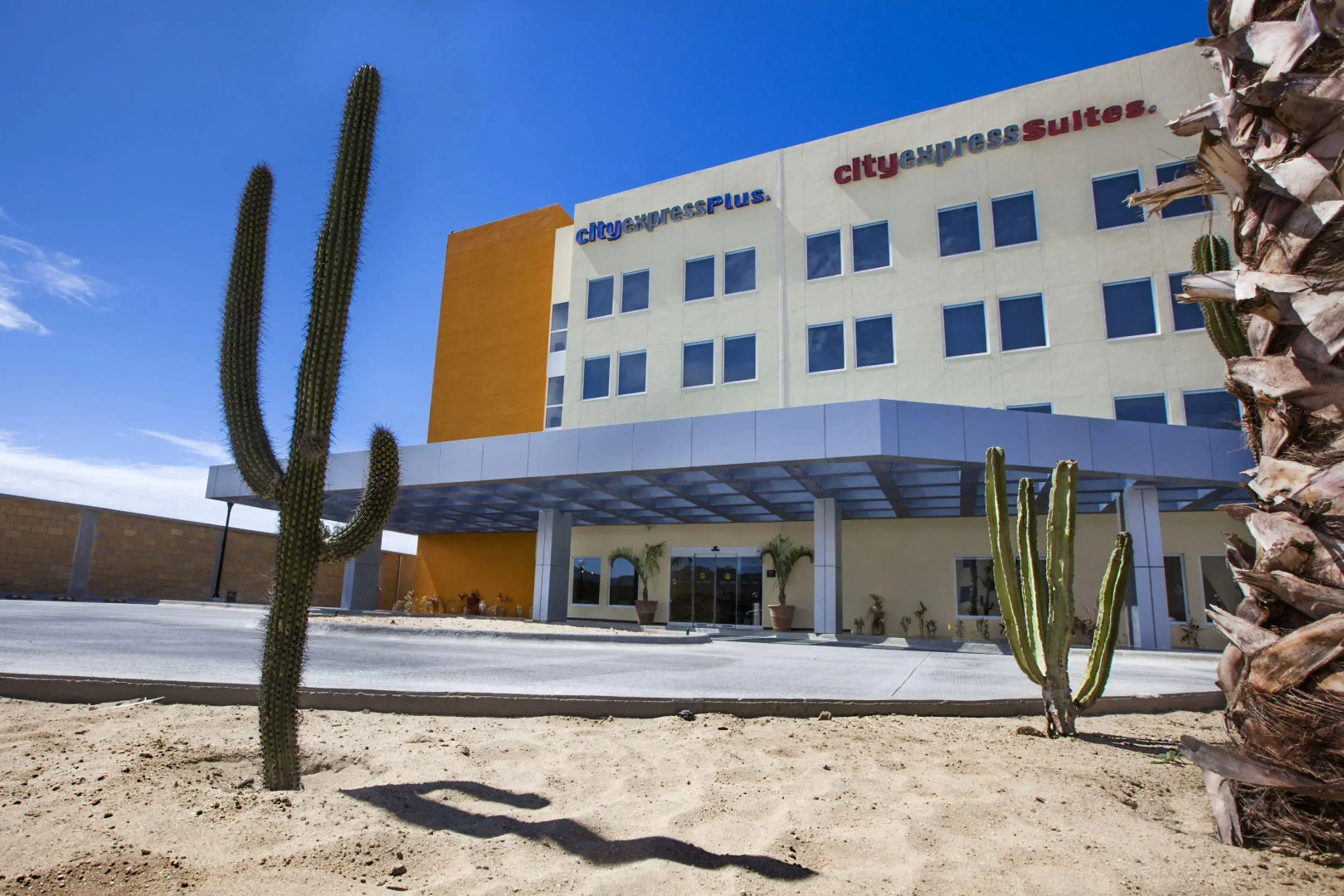 City Express Plus by Marriott Cabo San Lucas