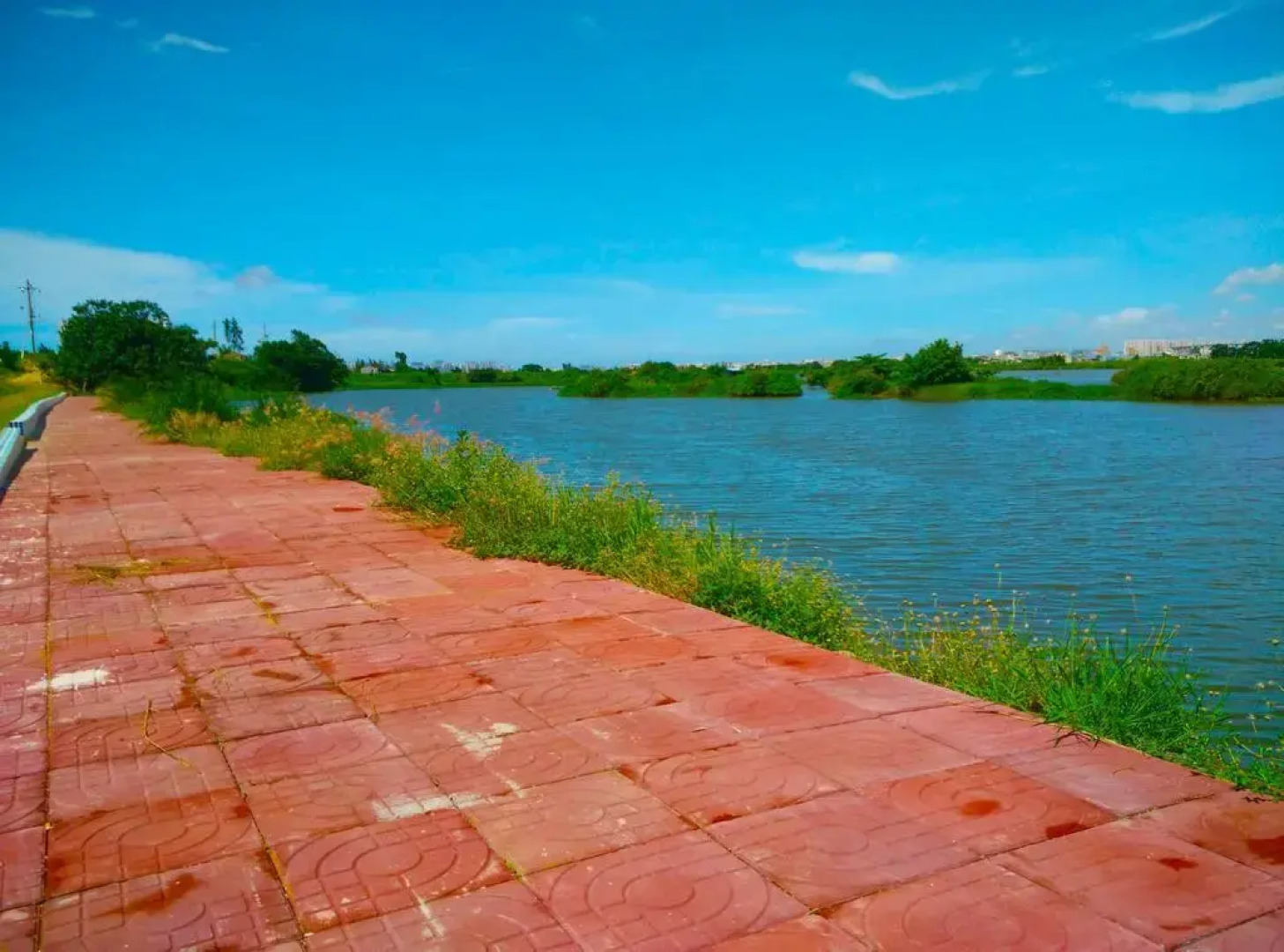 Days Hotel & Suite Da Peng