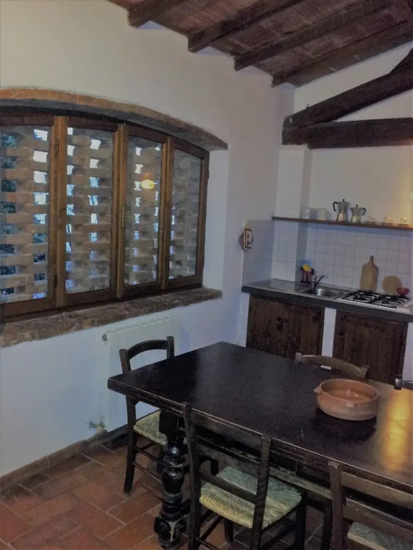 3 Rooms Flat in a Green Tuscany Valley