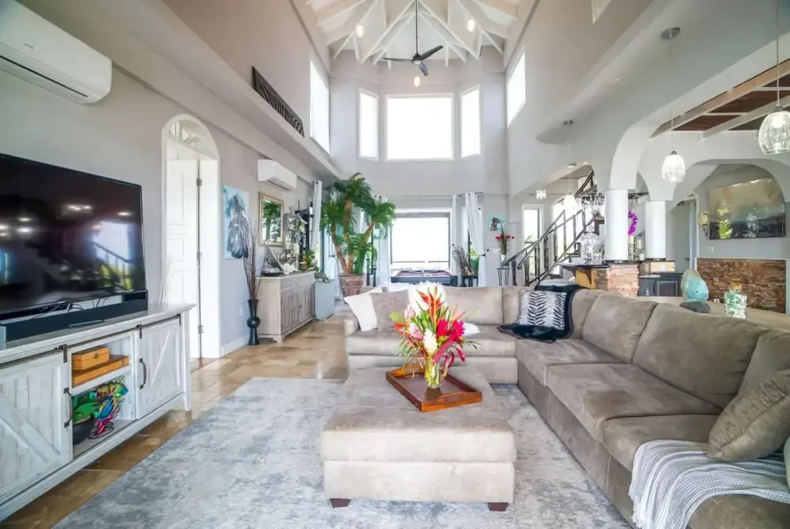 Luxury Oceanfront Villa w 2 Pools Beach Pier
