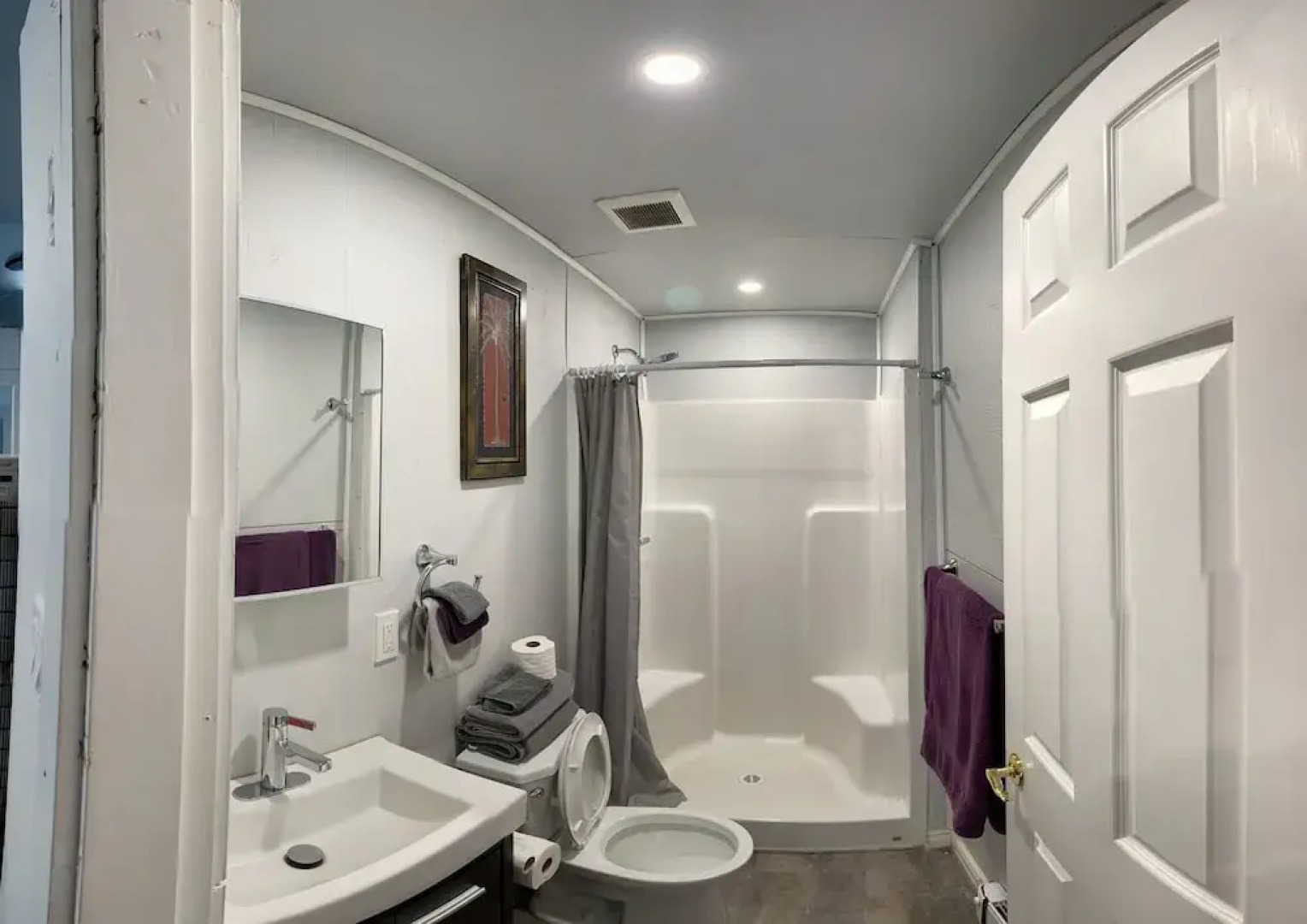 Harrison Lake Cottages