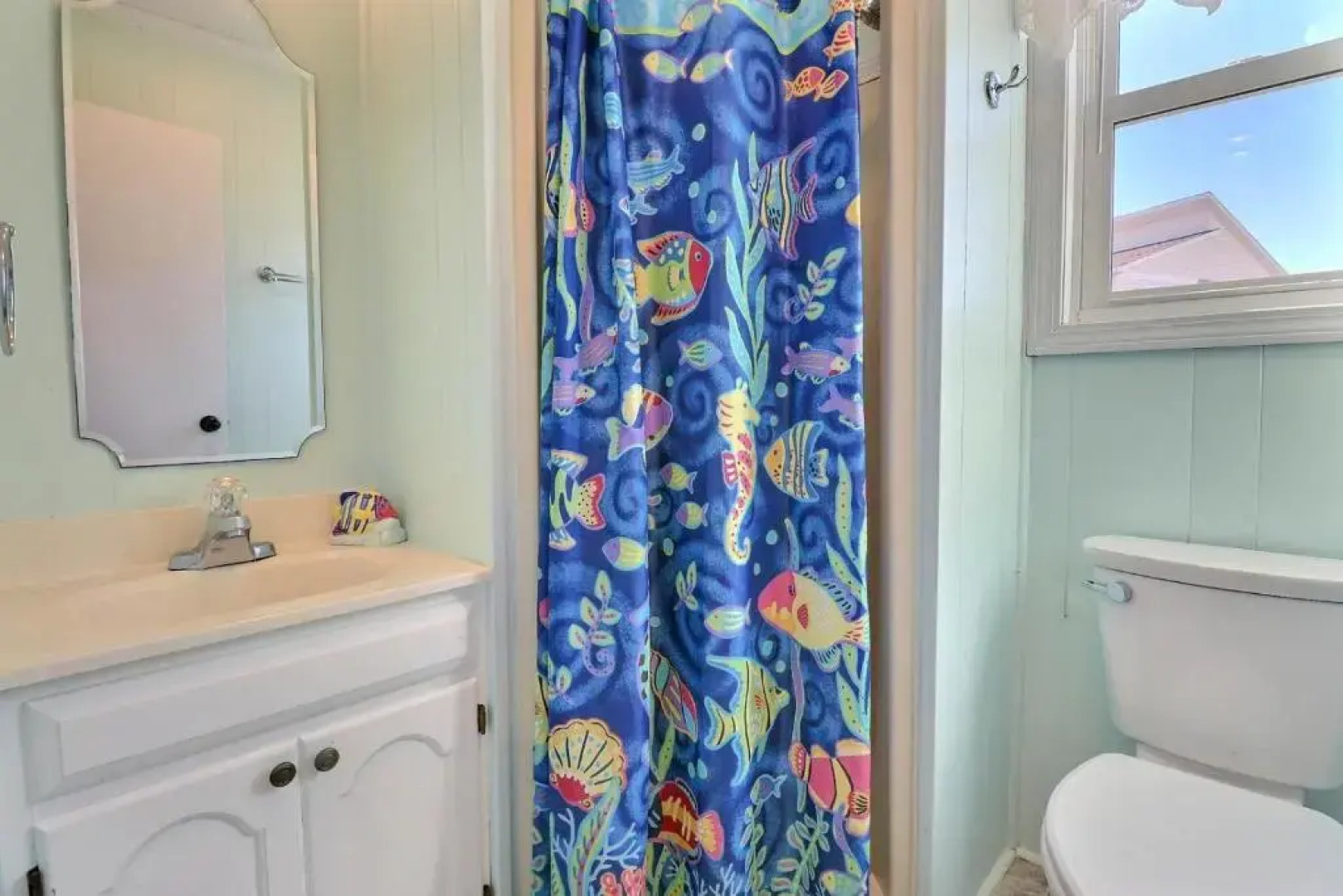 7148 Just Beachy 1 Min Walk to Beach