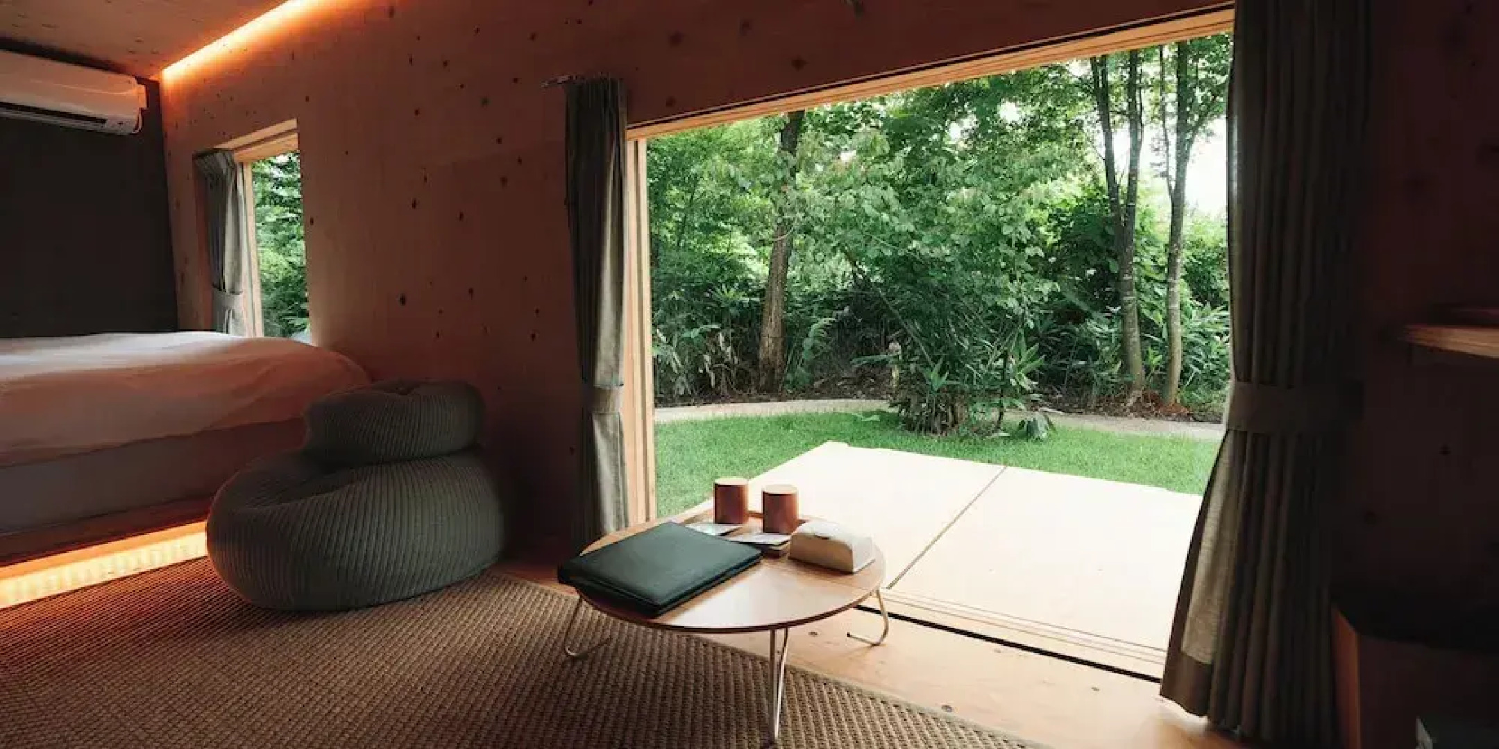 Snow Peak FIELD SUITE SPA HEADQUARTERS