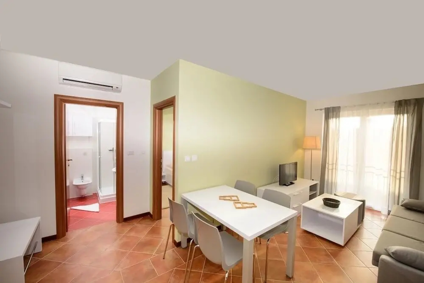 Plavo Nebo Oleander Apartments