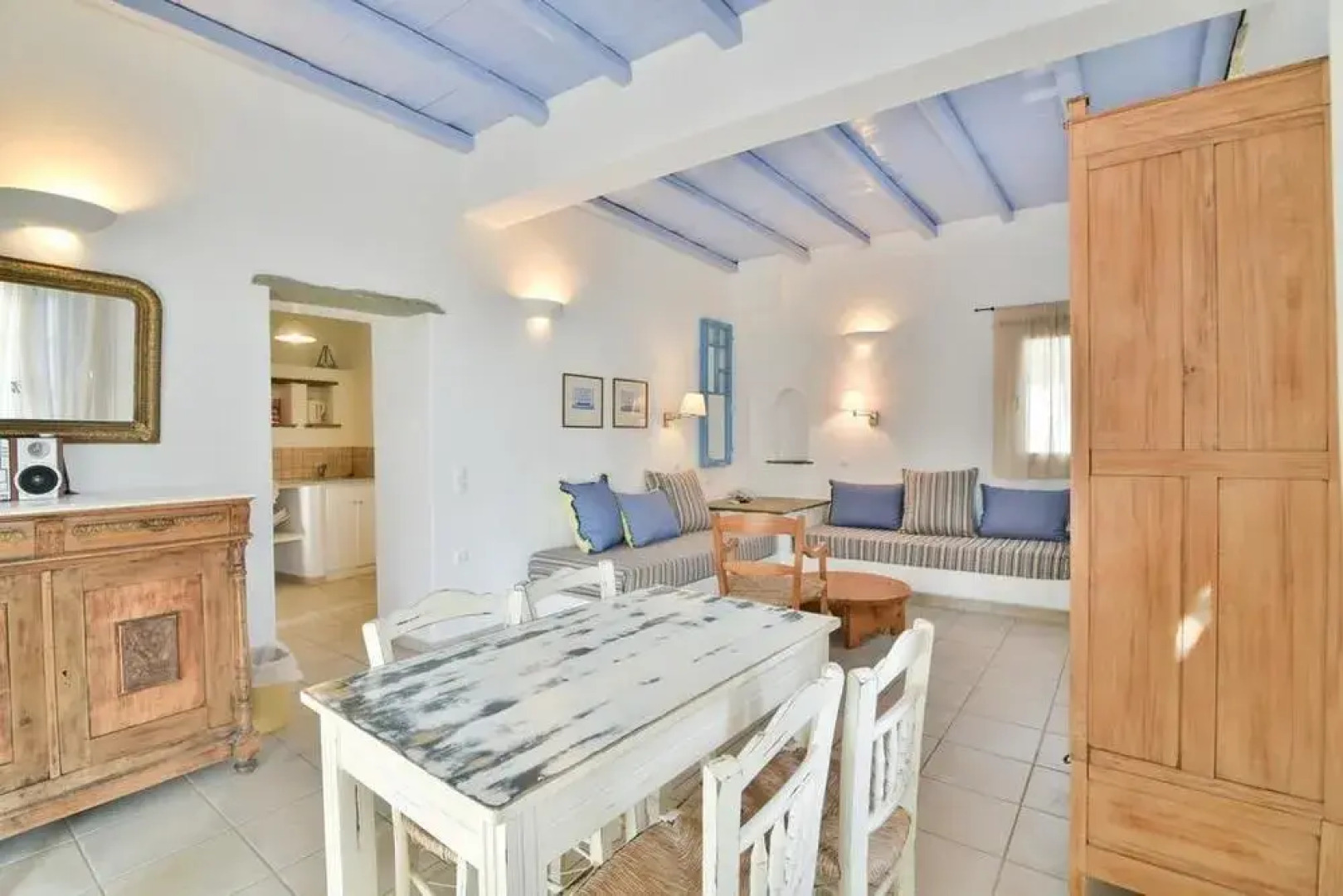 Golden Beach Hotel & Apartments