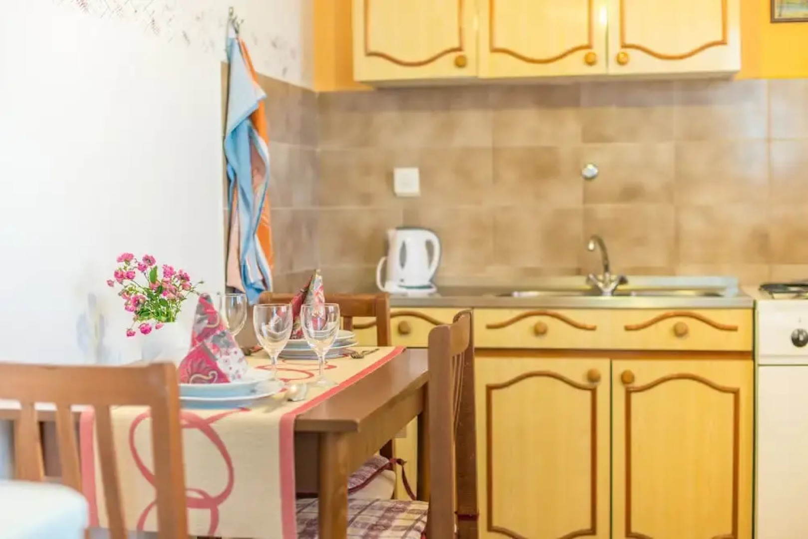 Vacation Pool Apartments