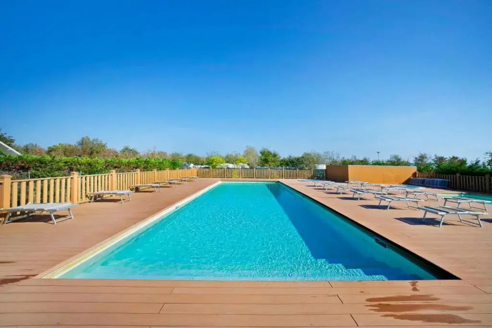 Camping Grande Italia Vulcano 6