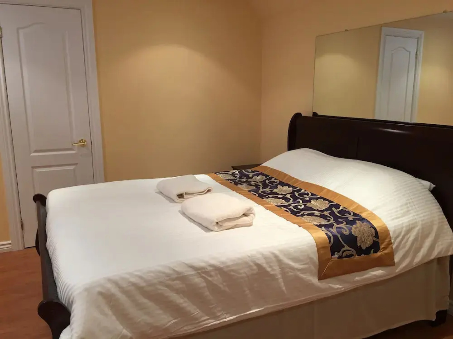 Luxury cozy 9 bedrooms vacation home