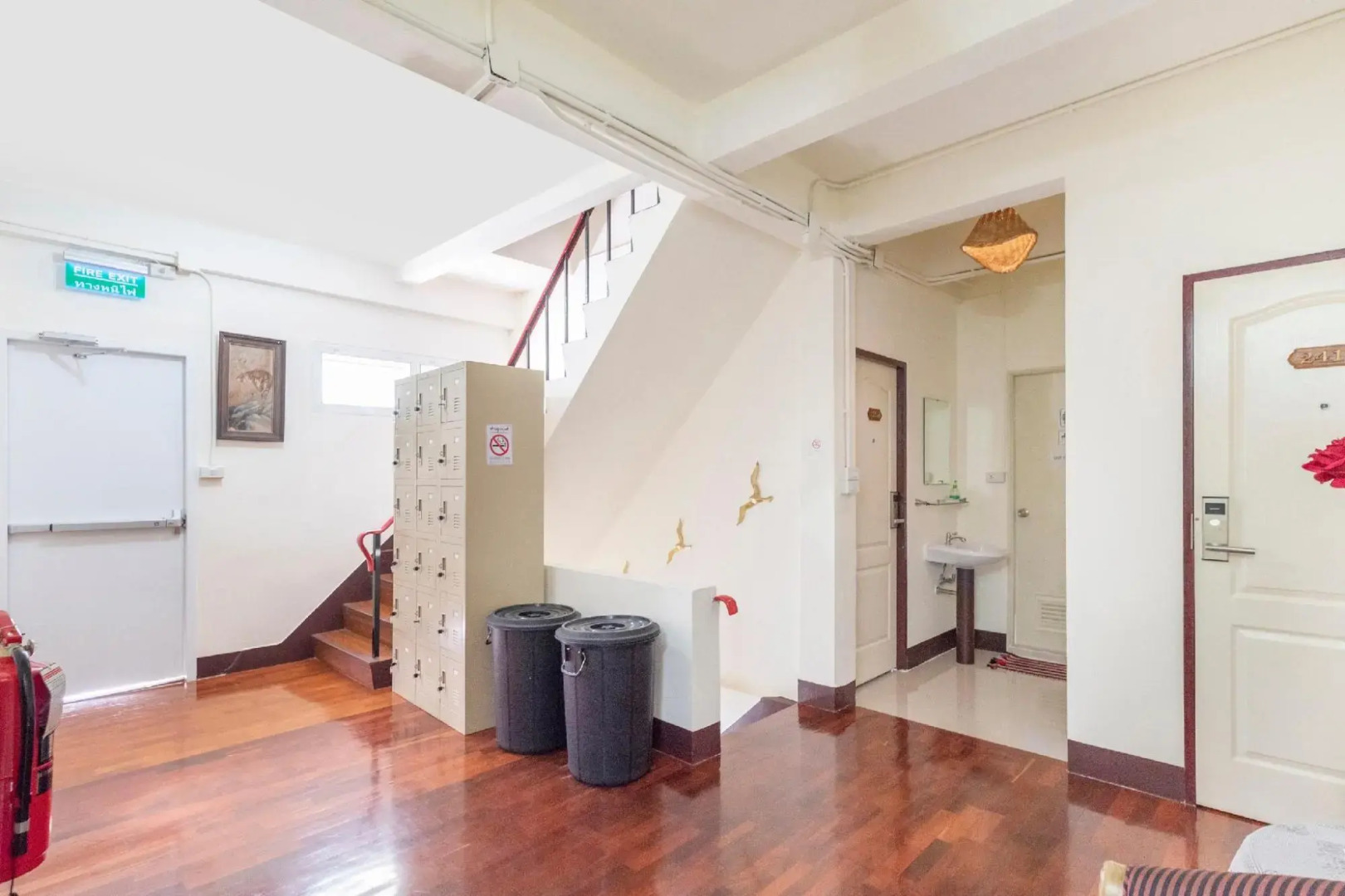 Bangkok Check Inn - Hostel