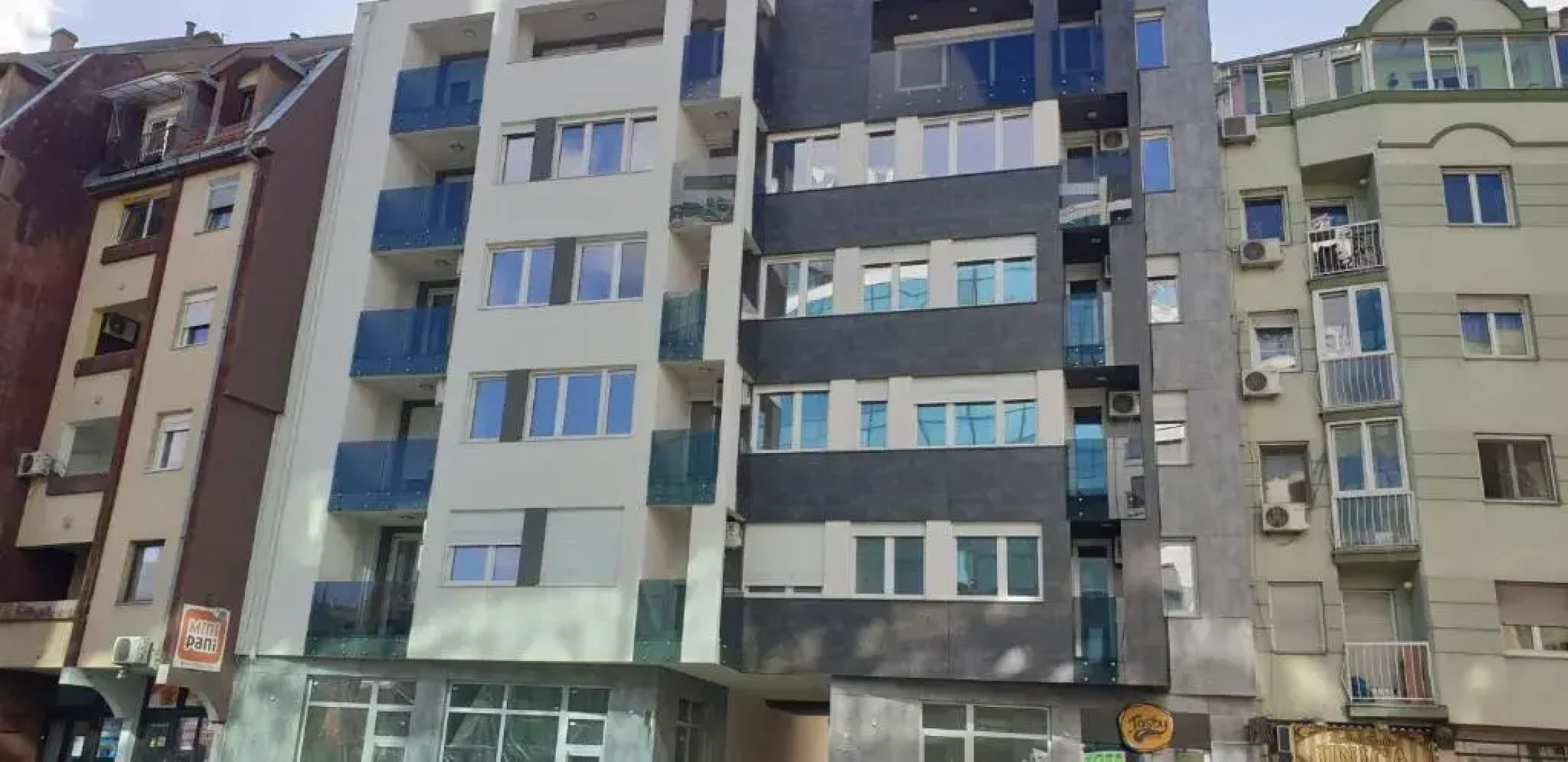 Arena Big Luxury Apartment