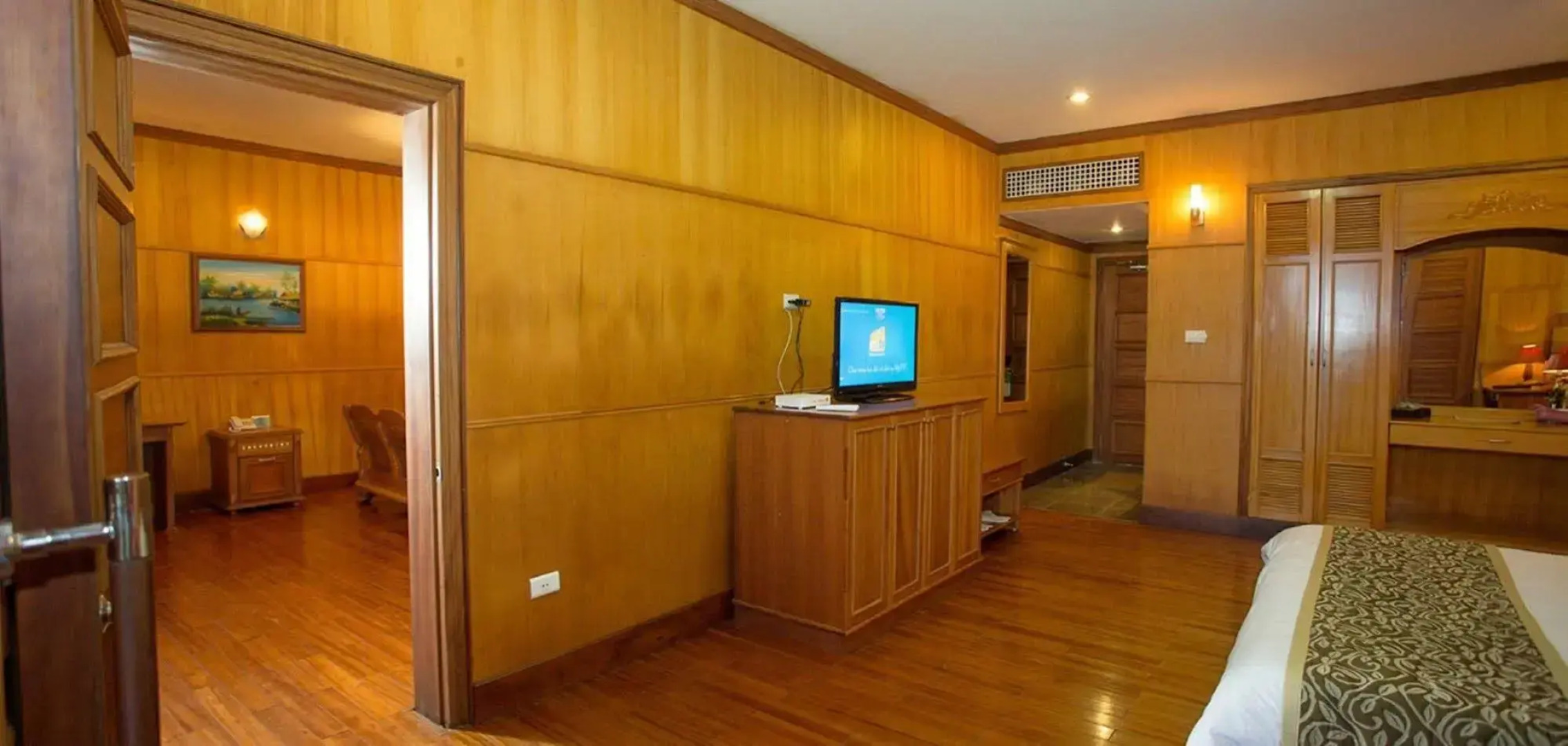 Royal Hotel & Healthcare Resort Quy Nhon