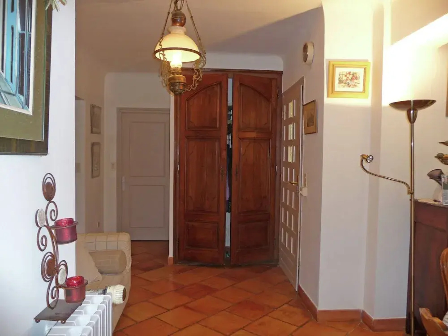 Attractive Holiday Home in Céreste With Swimming Pool