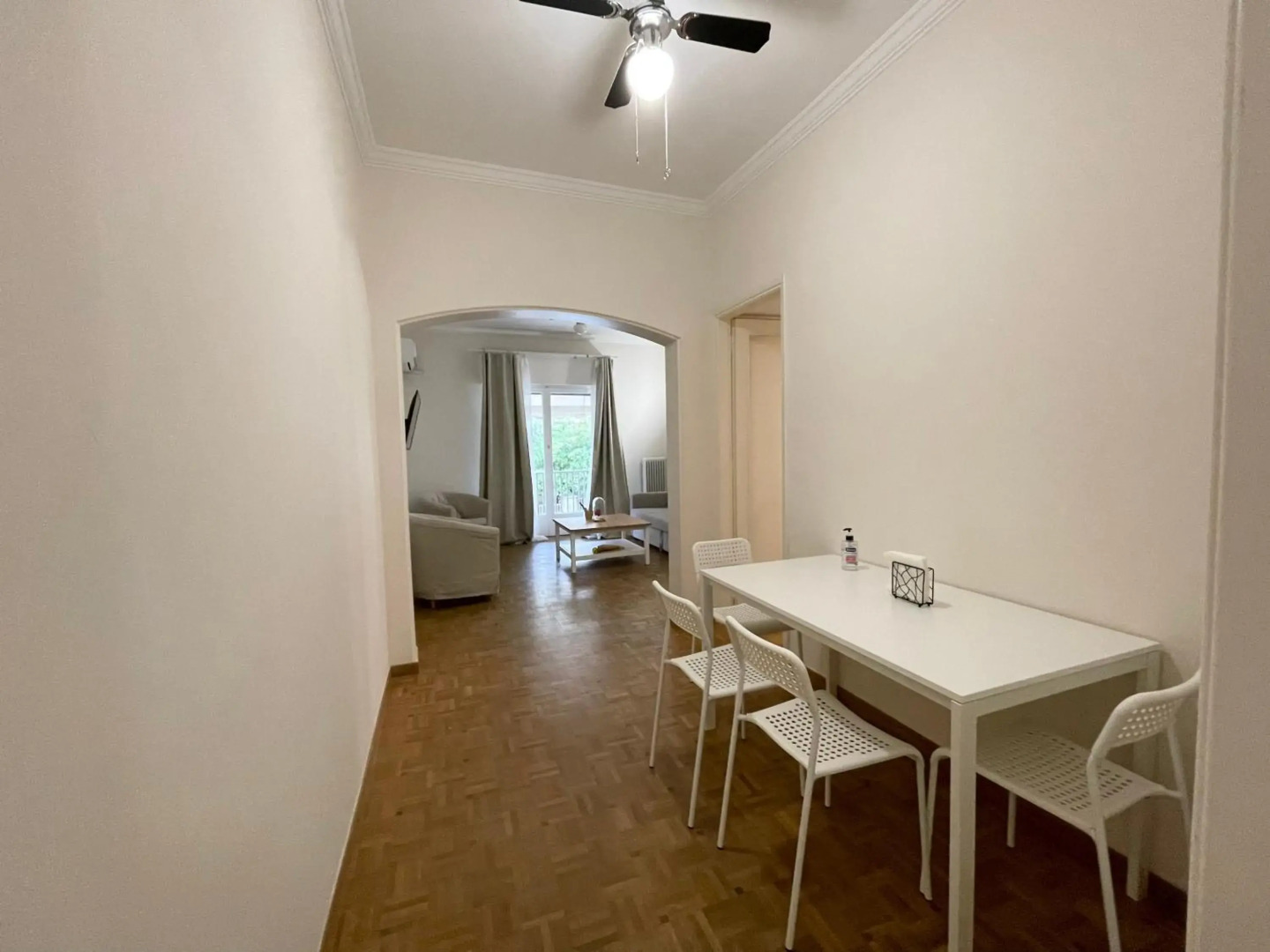 Faliro Apartments Next To The Beach