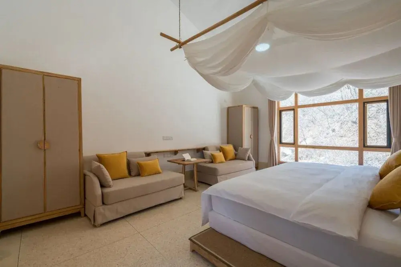 Wuhua Yishu Shouzhuo Park