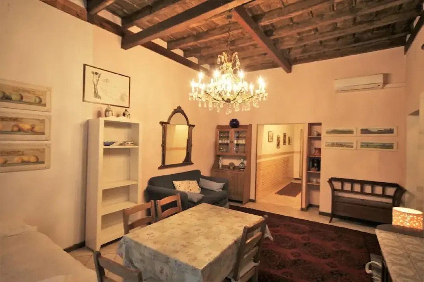 "trilocale In Corte Dell'800"