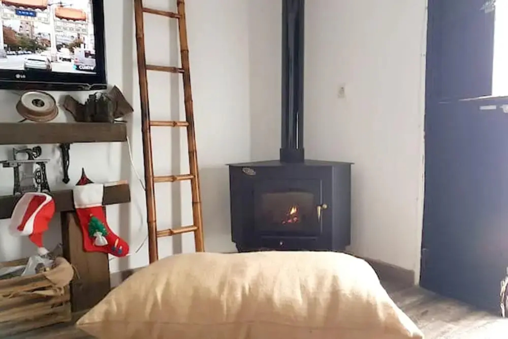 House With 2 Bedrooms in Arcos de la Frontera, With Wonderful Lake View and Furnished Terrace Near the Beach