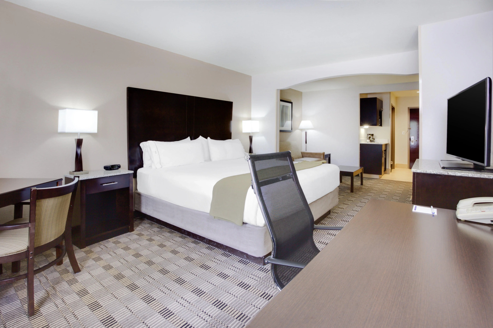 Holiday Inn Express Hotel & Suites Mebane by IHG