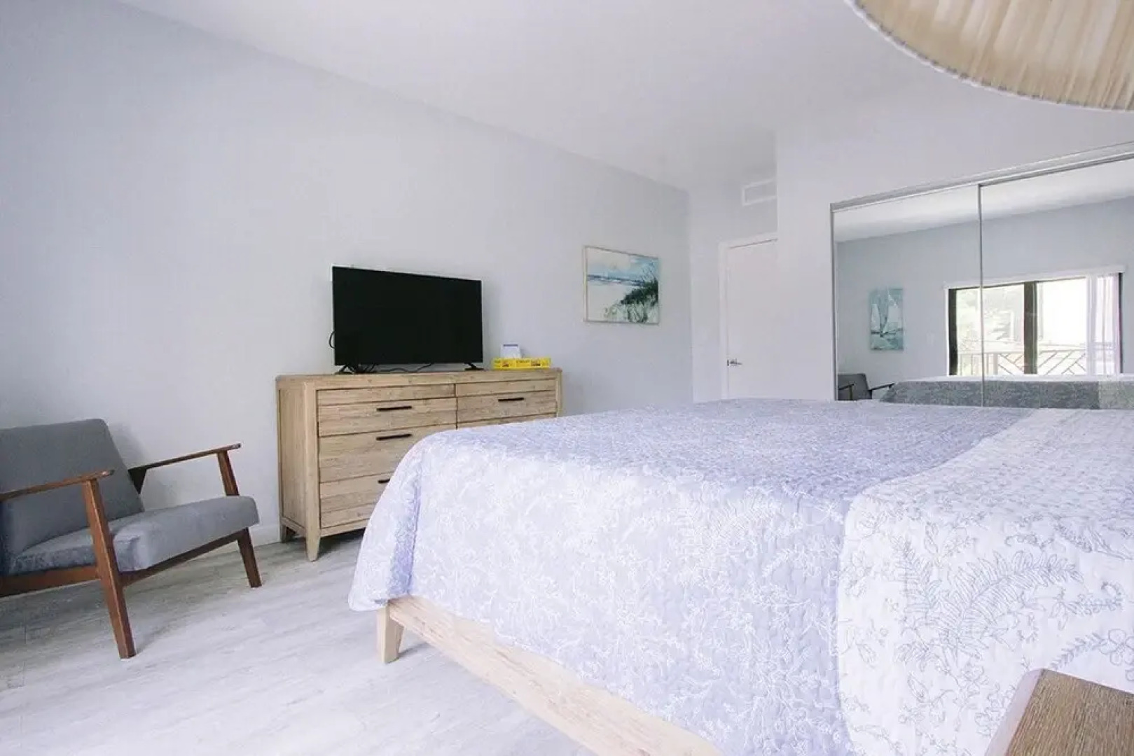 Vistalmar King Deluxe - One Bedroom Apartment