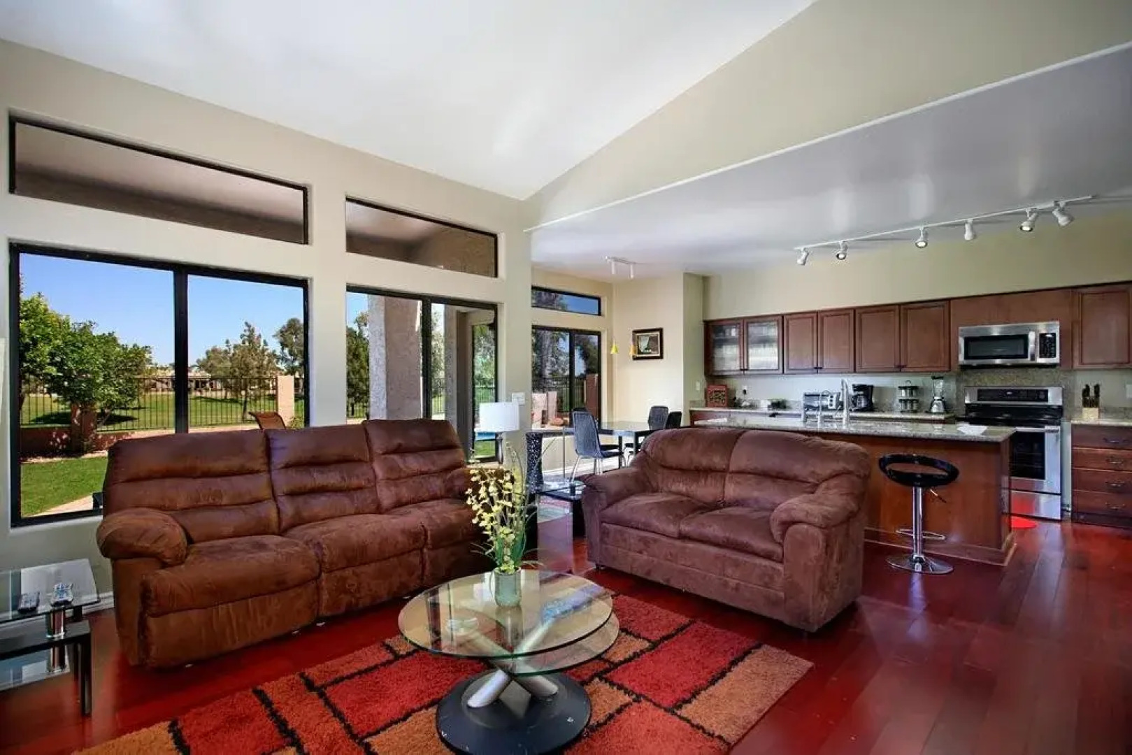 Chandler - 4 Bedroom Home - Chandler