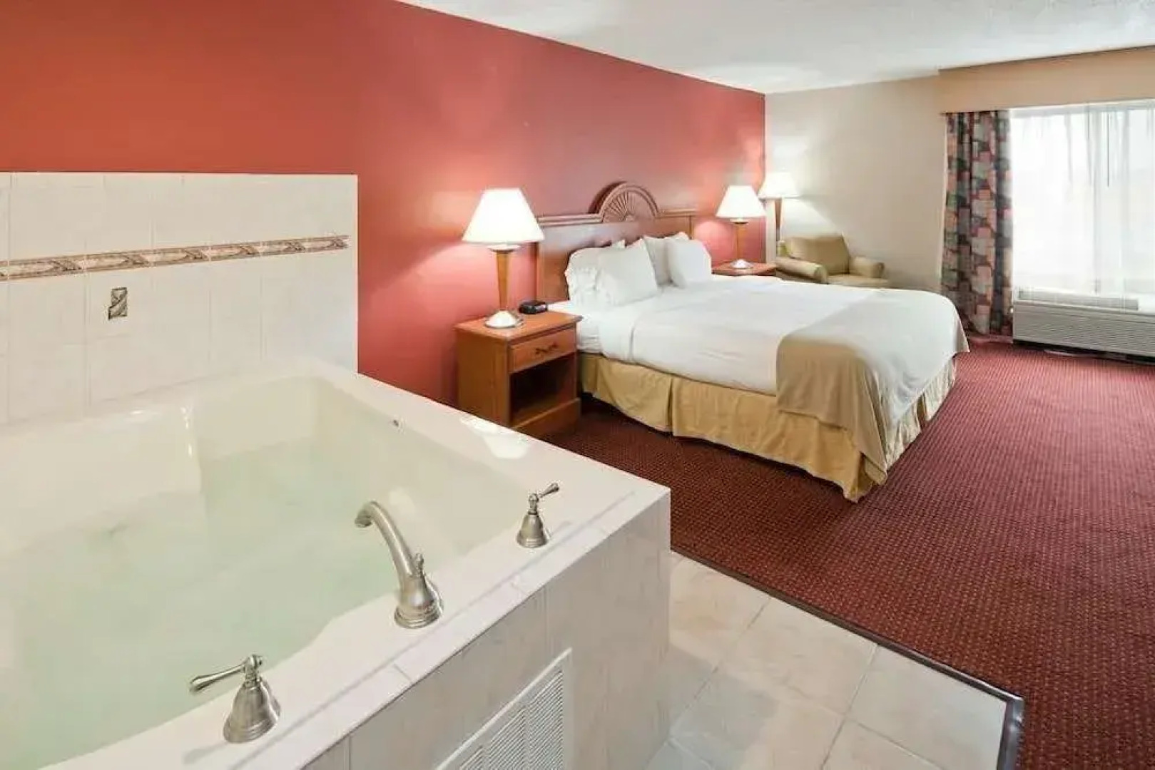 Holiday Inn Express Cincinnati-Lawrenceburg