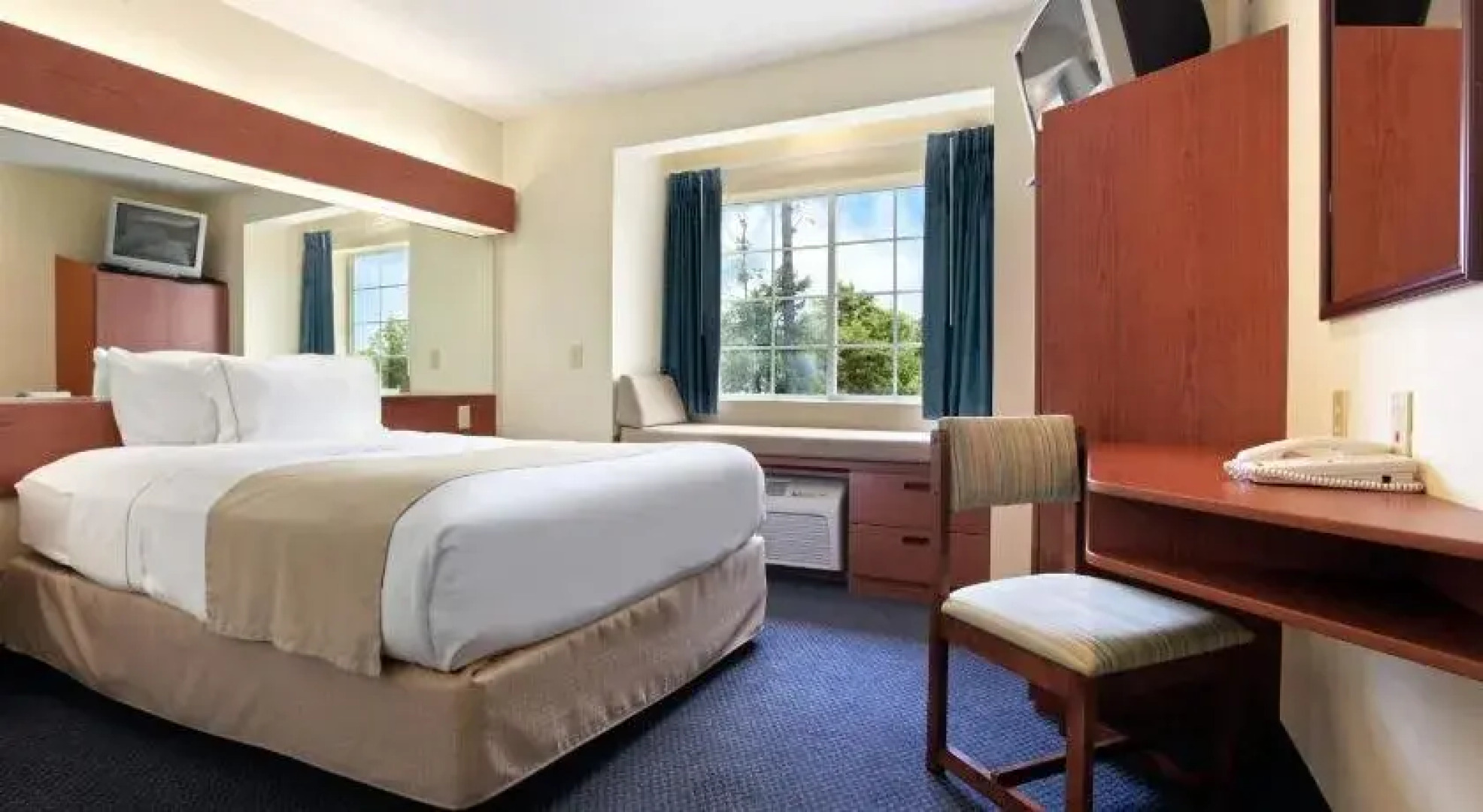 Rincon Inn and Suites