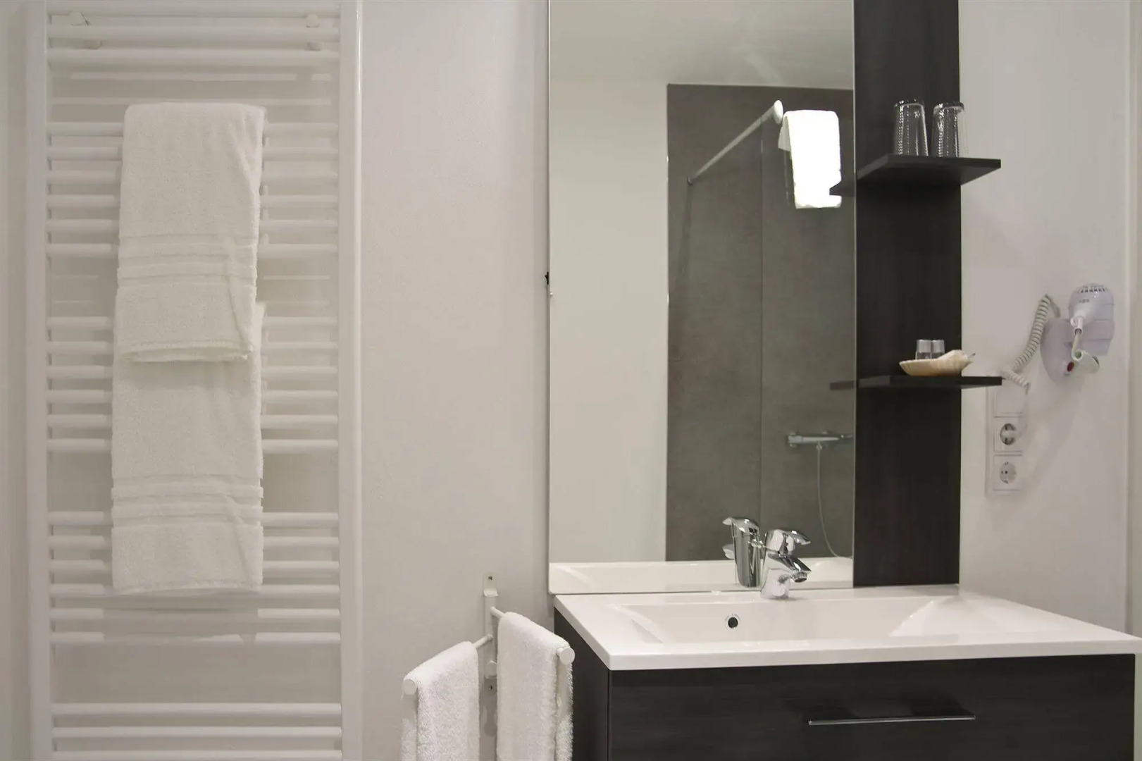 Troll's Brauhaus Hotel