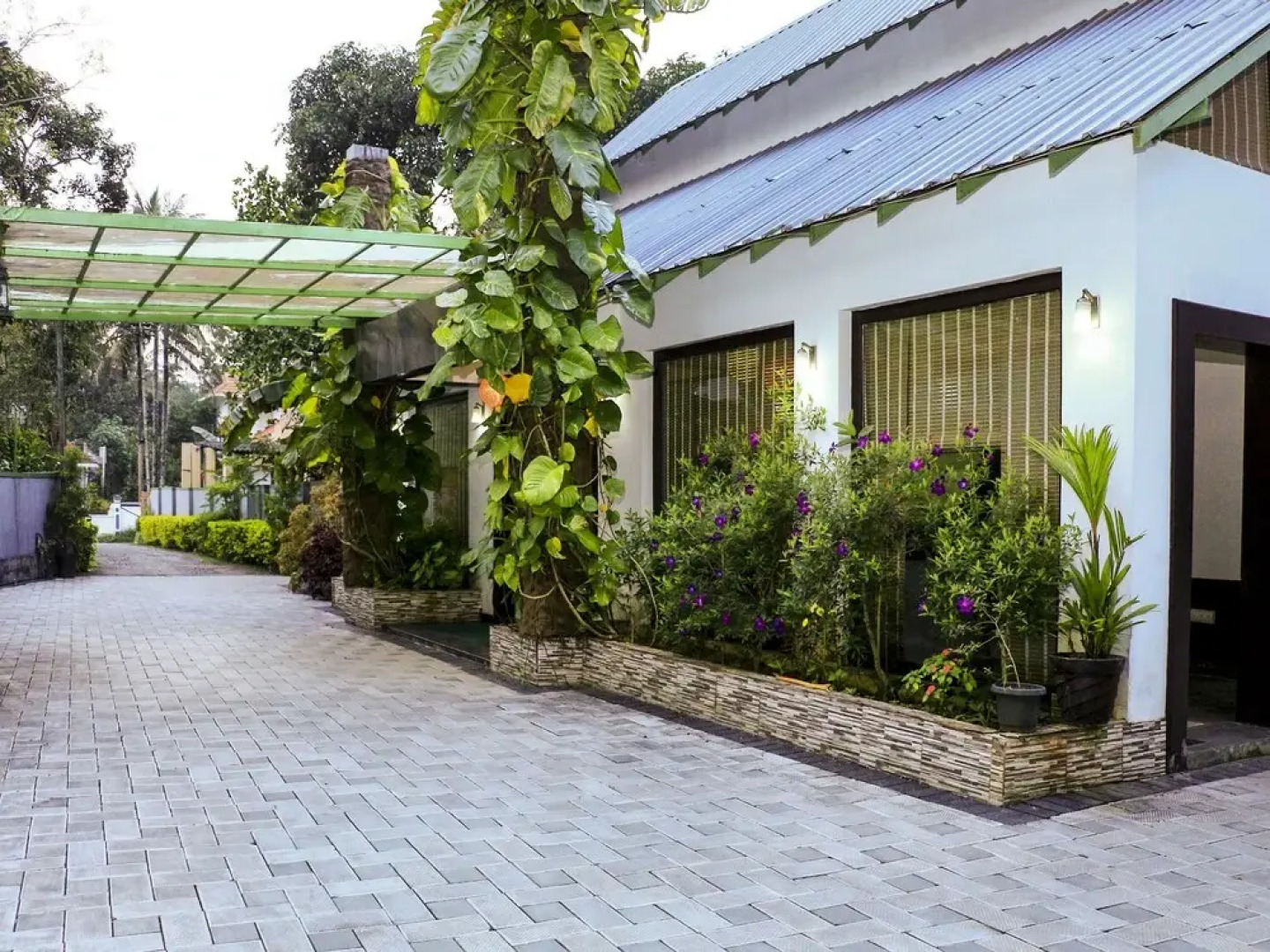 OYO 26927 Spice Valley