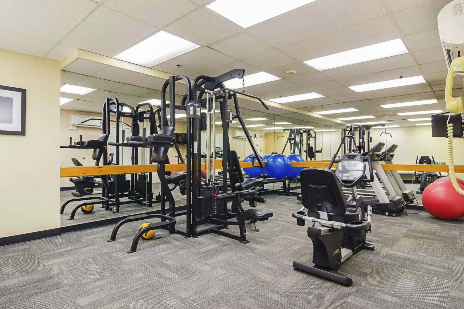 Comfort Inn & Suites Sea-Tac Airport