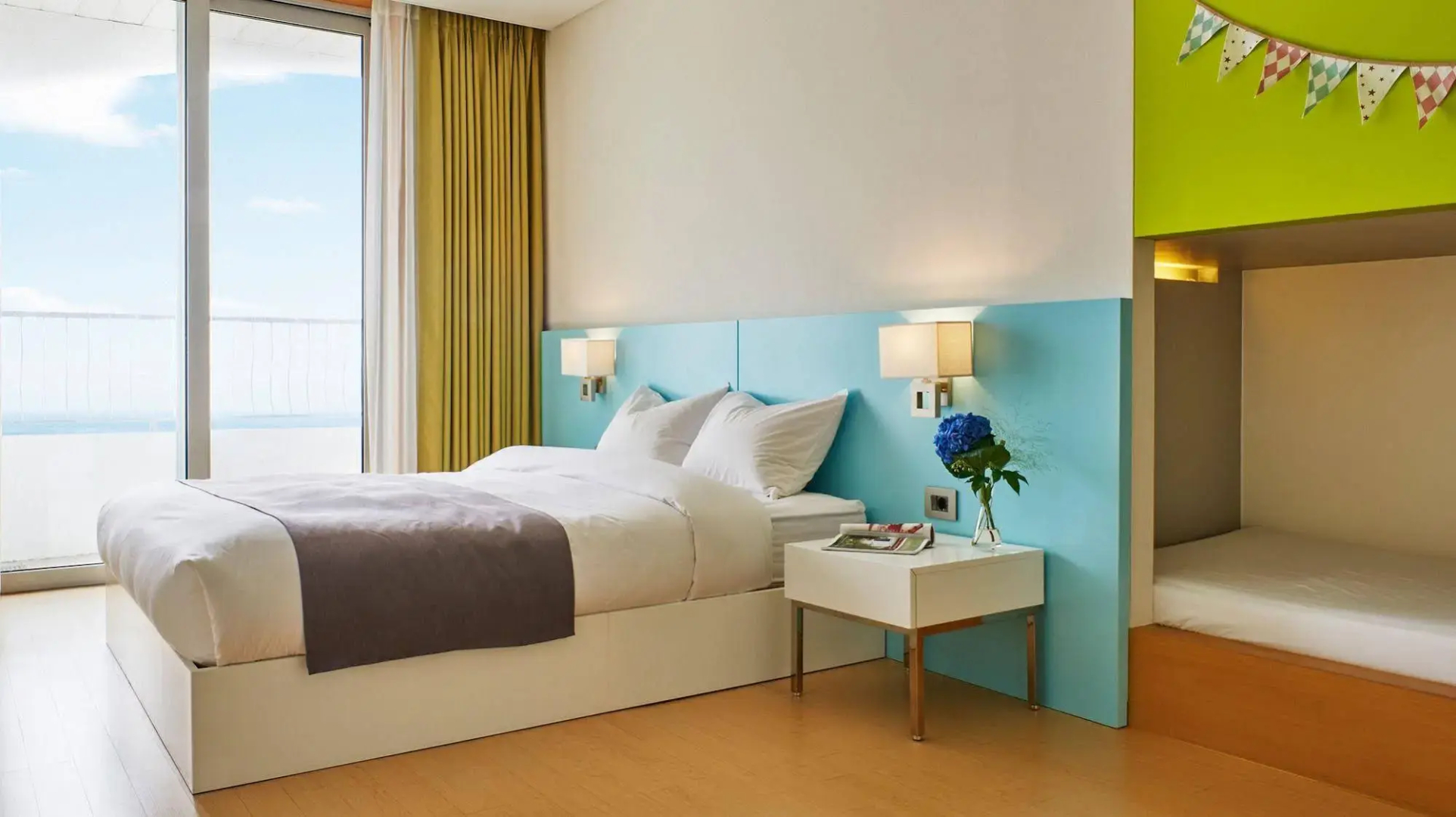 The Suites Hotel Naksan