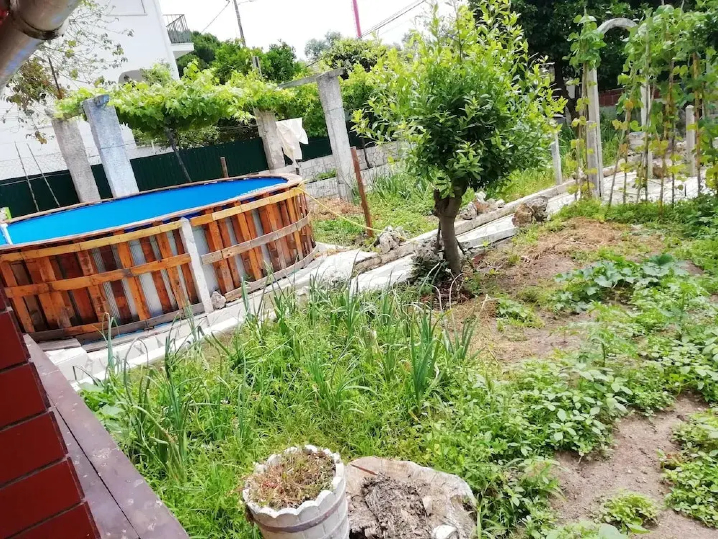 House With 2 Bedrooms in Charneca de Caparica, With Private Pool, Encl