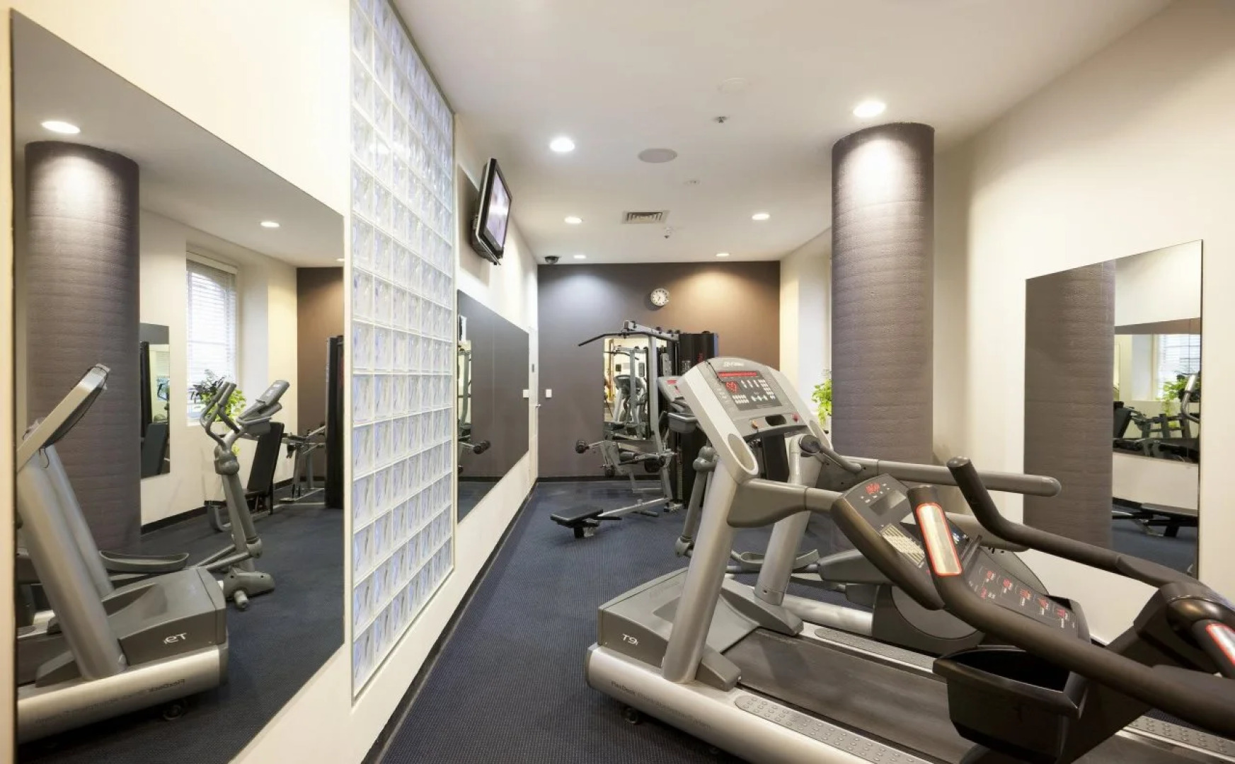 Furama Darling Harbour