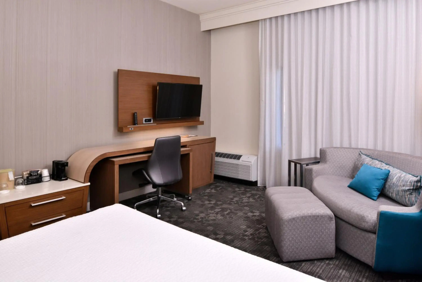 Courtyard by Marriott Palm Desert