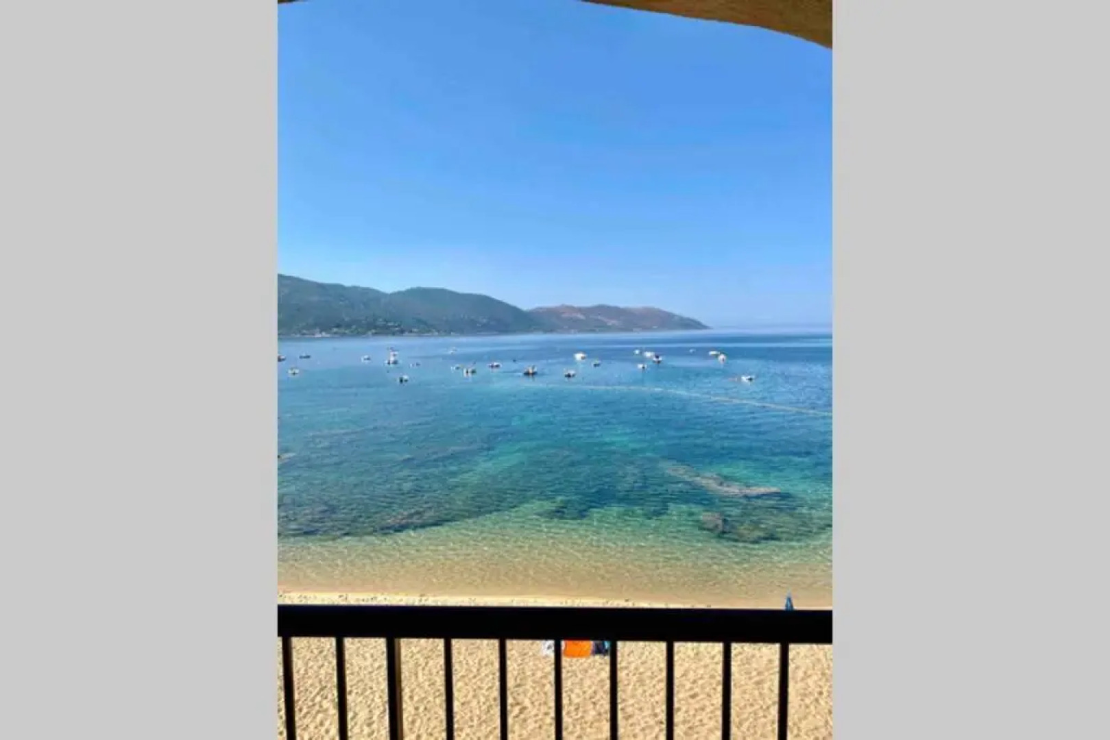 Appartement 3 pers sur la plage, accès direct mer