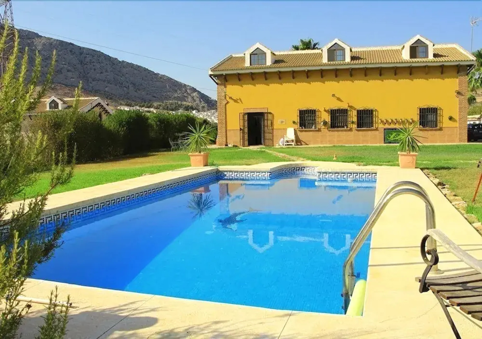 Spanish Hideaway Casa Magel B&B