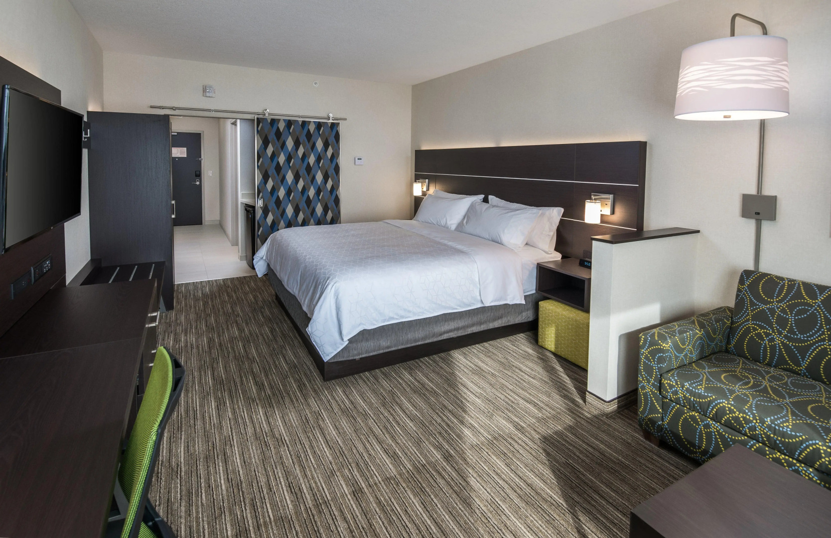 Holiday Inn Express & Suites Yuma by IHG