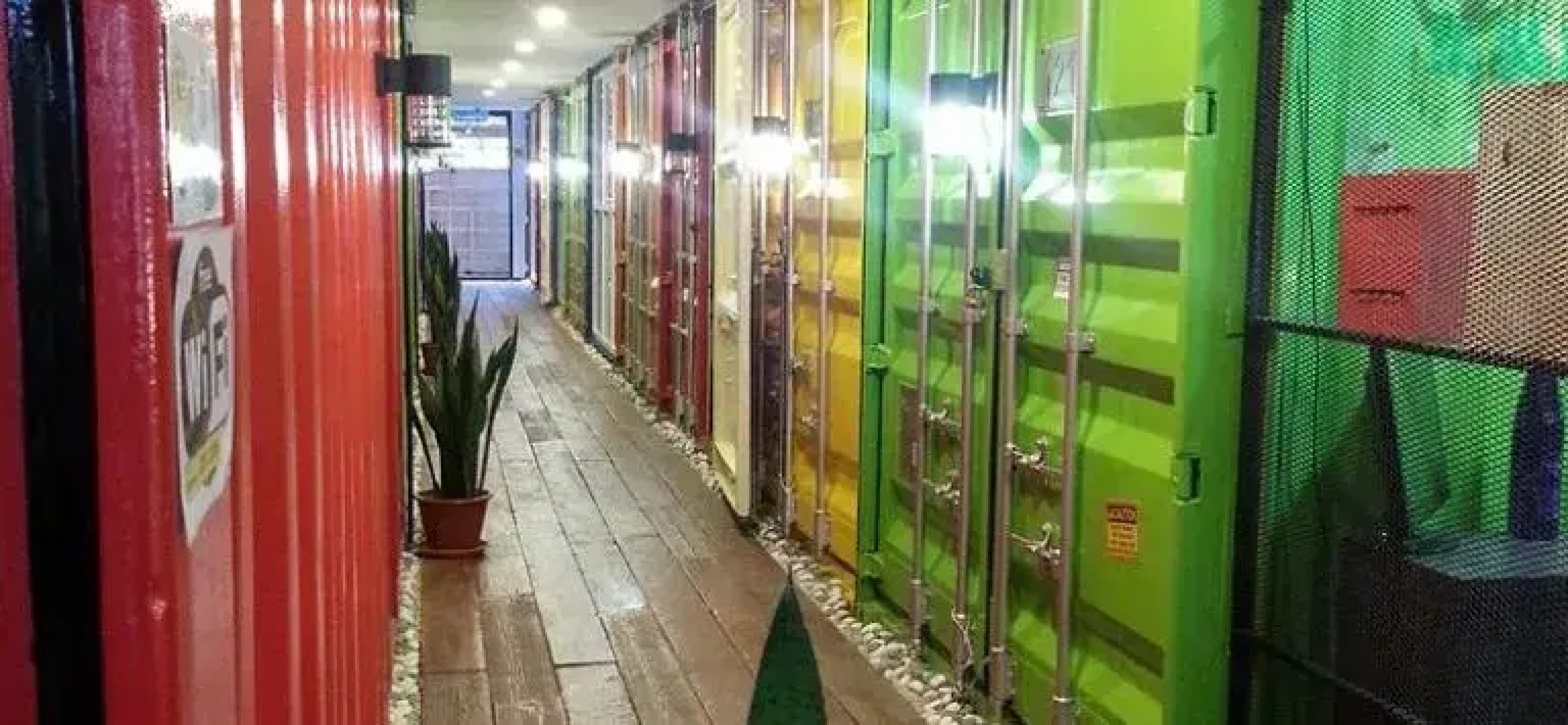 Container Gardenstay @ Bangkok Village