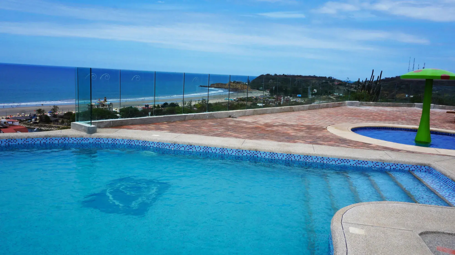 Nativa Bambu Ecolodge