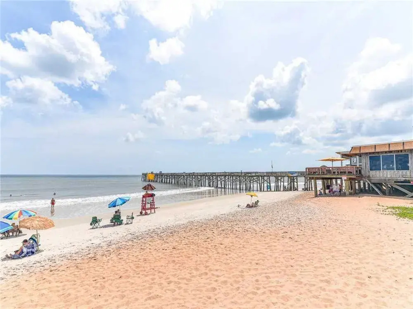 Island Retreat Lower A, Beach Front, 2 Bedrooms, Sleeps 6