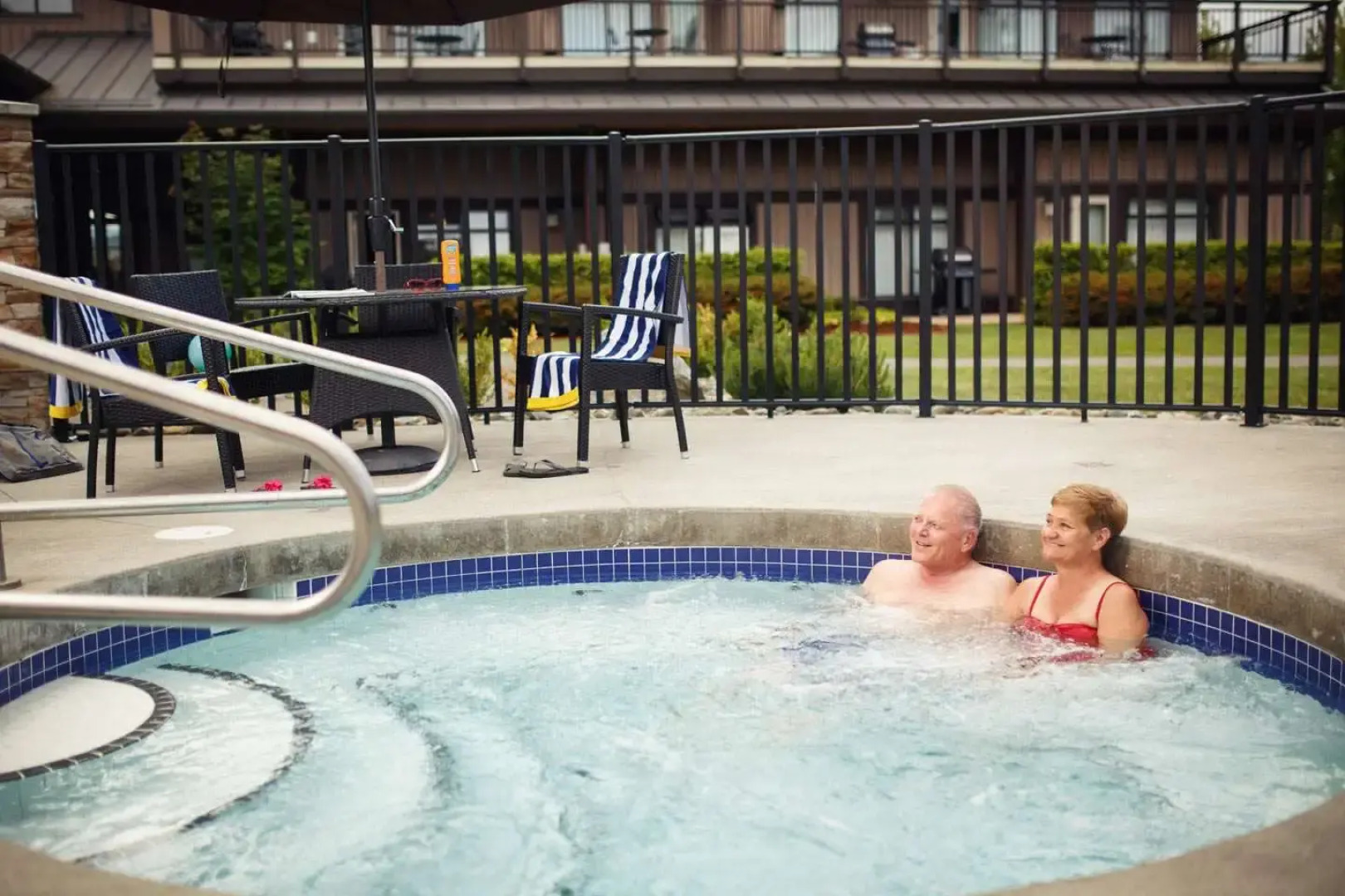 Sunrise Ridge Waterfront Resort