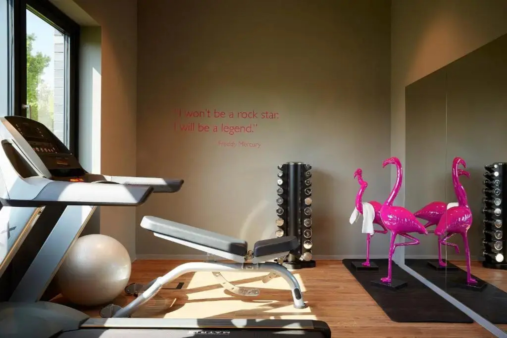 MOXY Frankfurt Eschborn