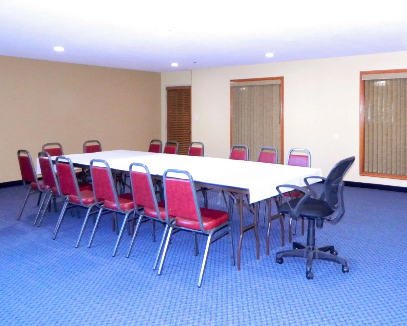 Quality Inn Ottawa near Starved Rock State Park