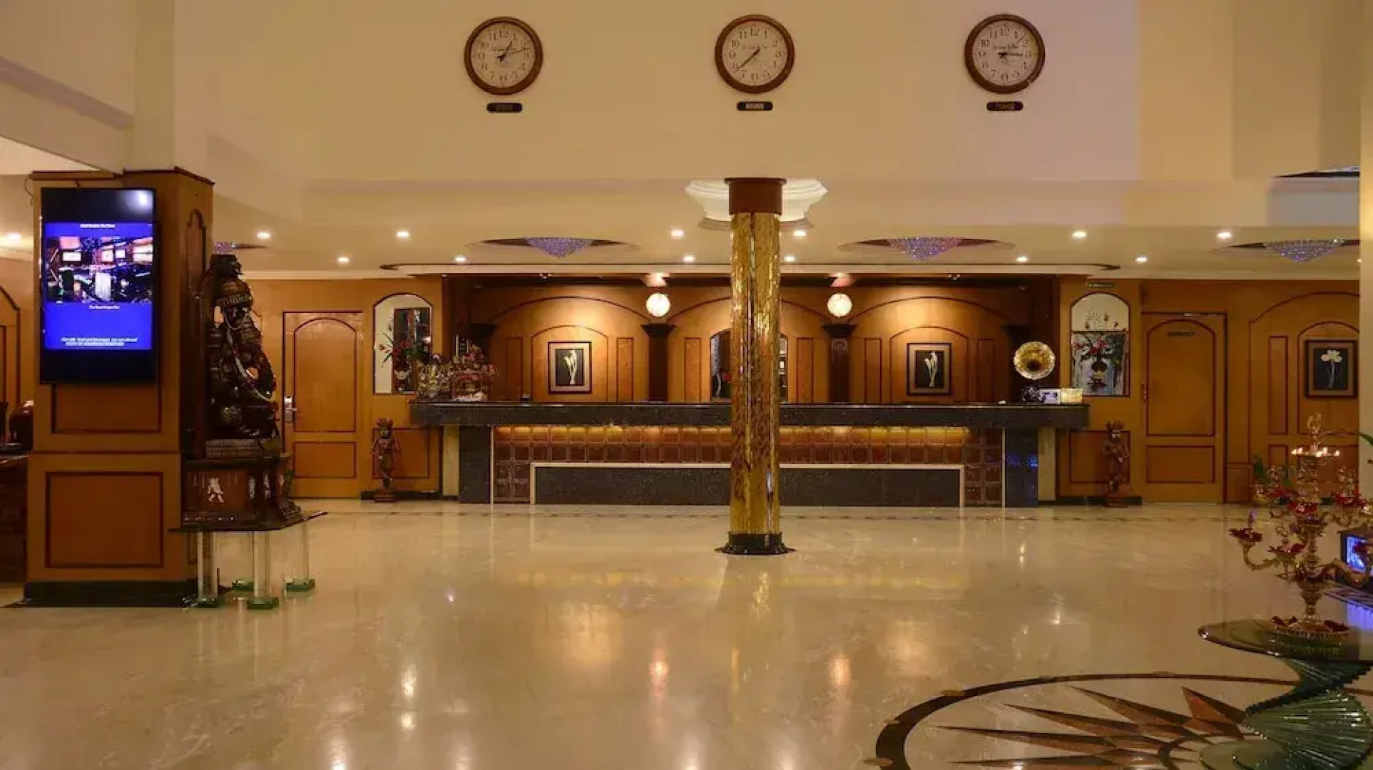 Sandesh The Prince - 4 Star Hotel
