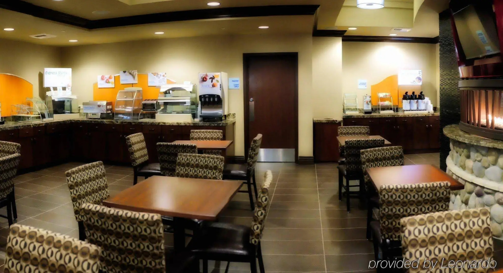 Holiday Inn Express Klamath - Redwood Ntl Pk Area by IHG