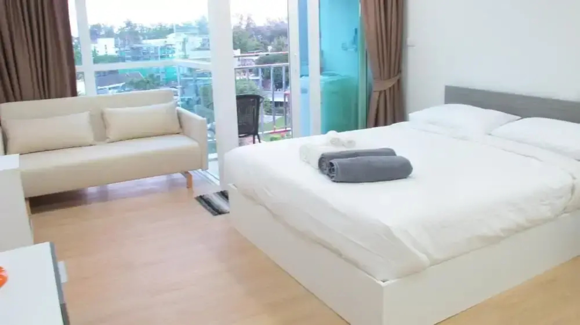 Ozone Condotel Apt 716