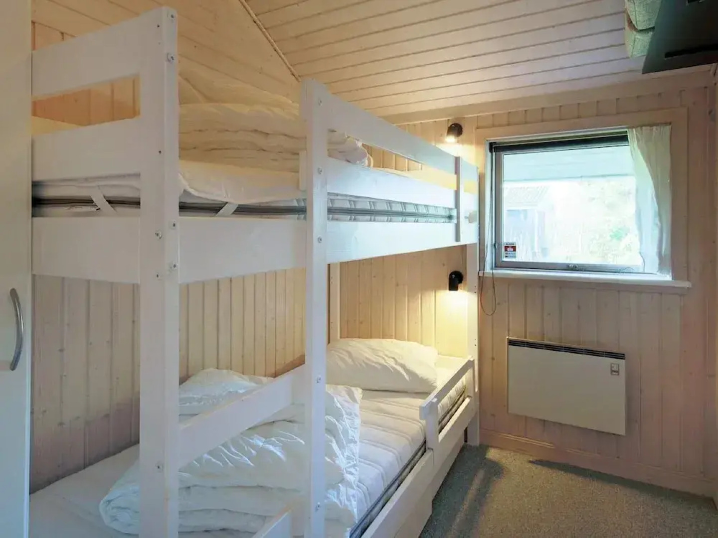 8 Person Holiday Home in Dronningmolle