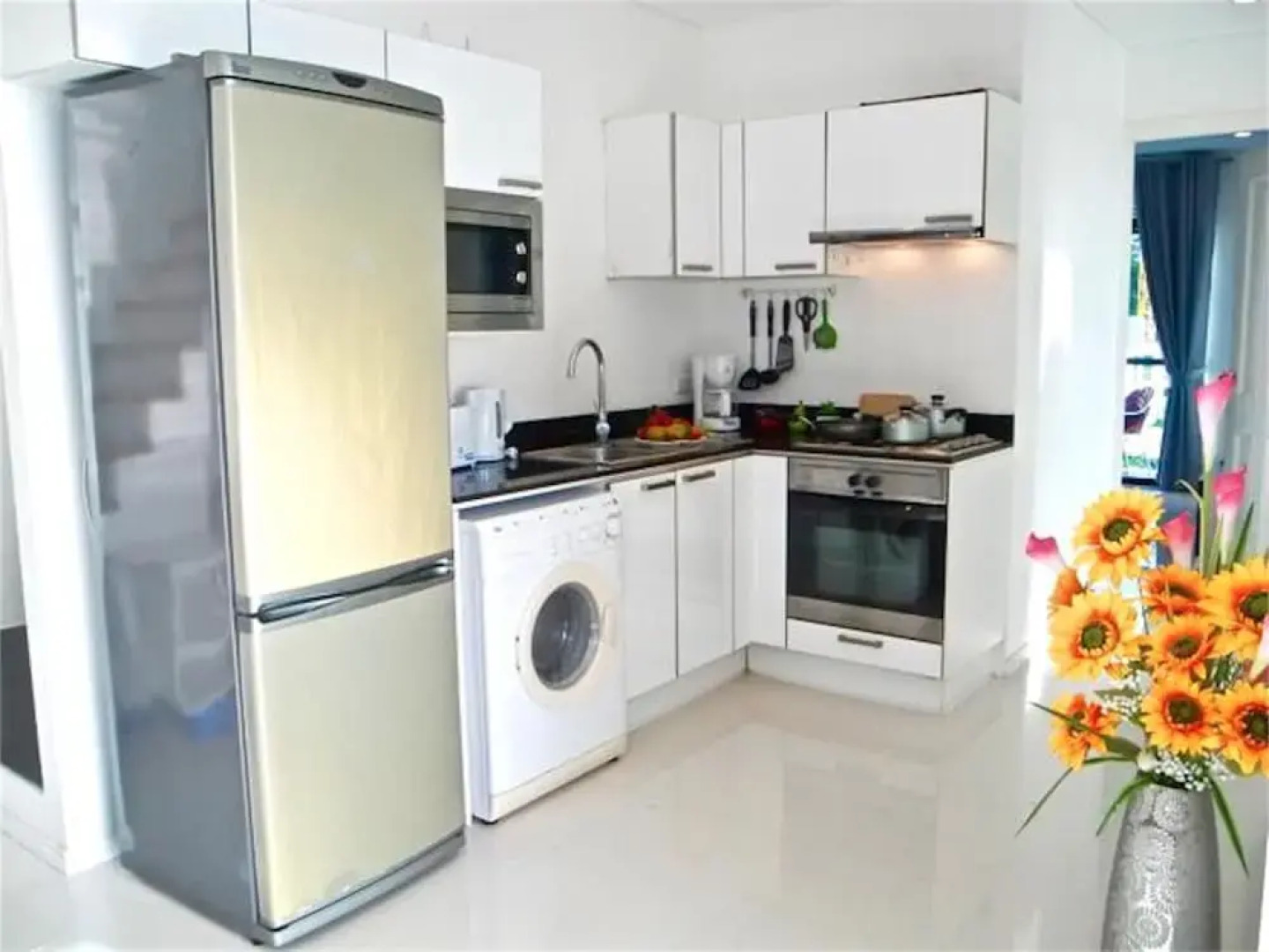 Kamala Regent 3 bedrooms apartment with rooftop pool