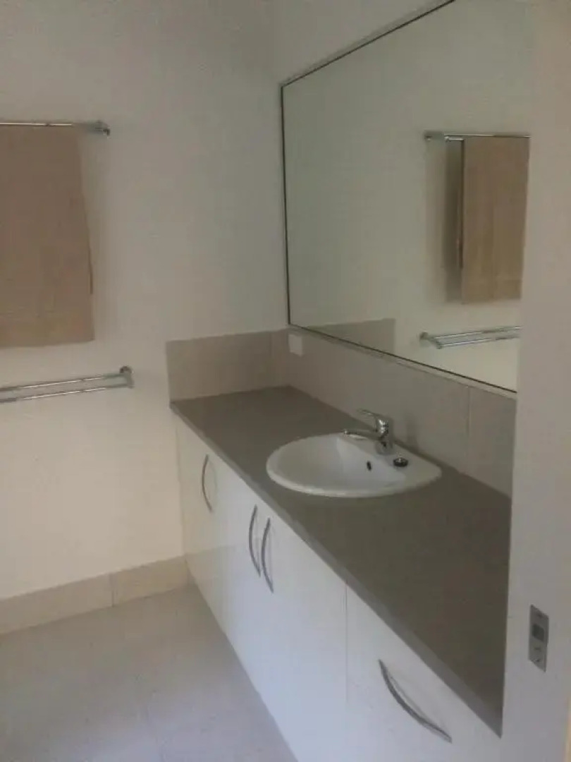 Share Rainbow Denny's House