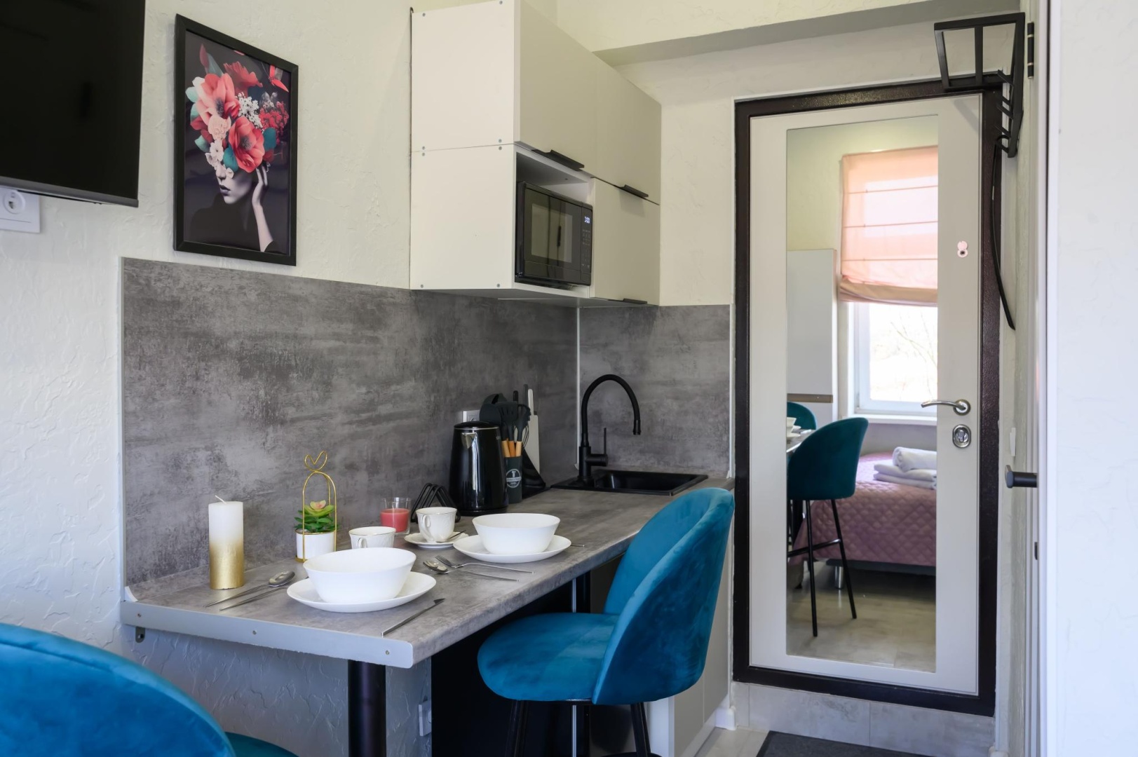 MOKO Apartments (МОКО Апартментс) на улице Ткацкая
