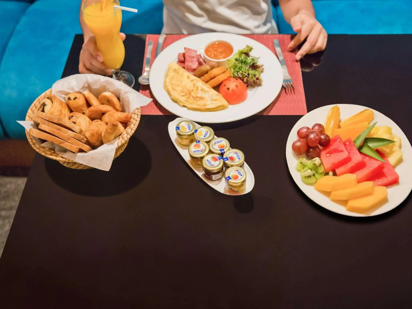 Отель Ibis Mall Avenue Dubai